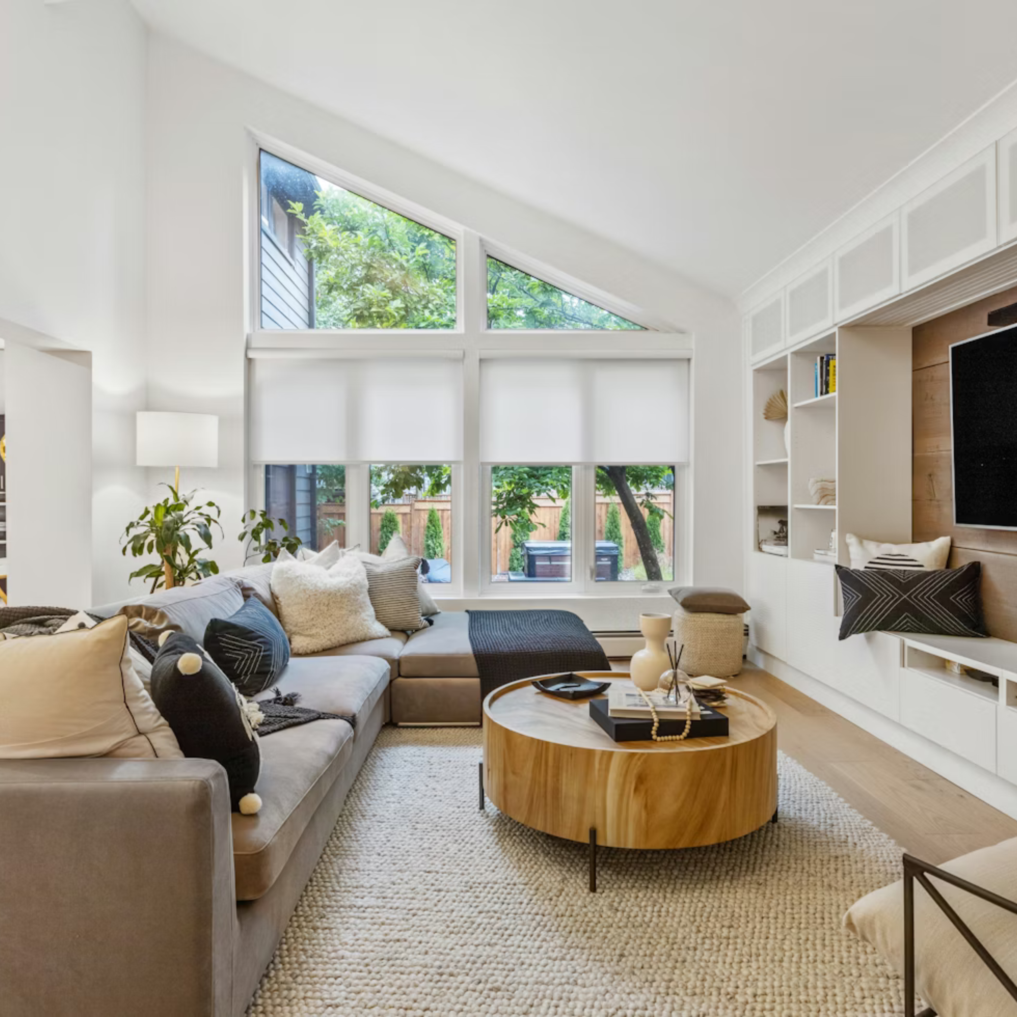 Solace Statement Ring